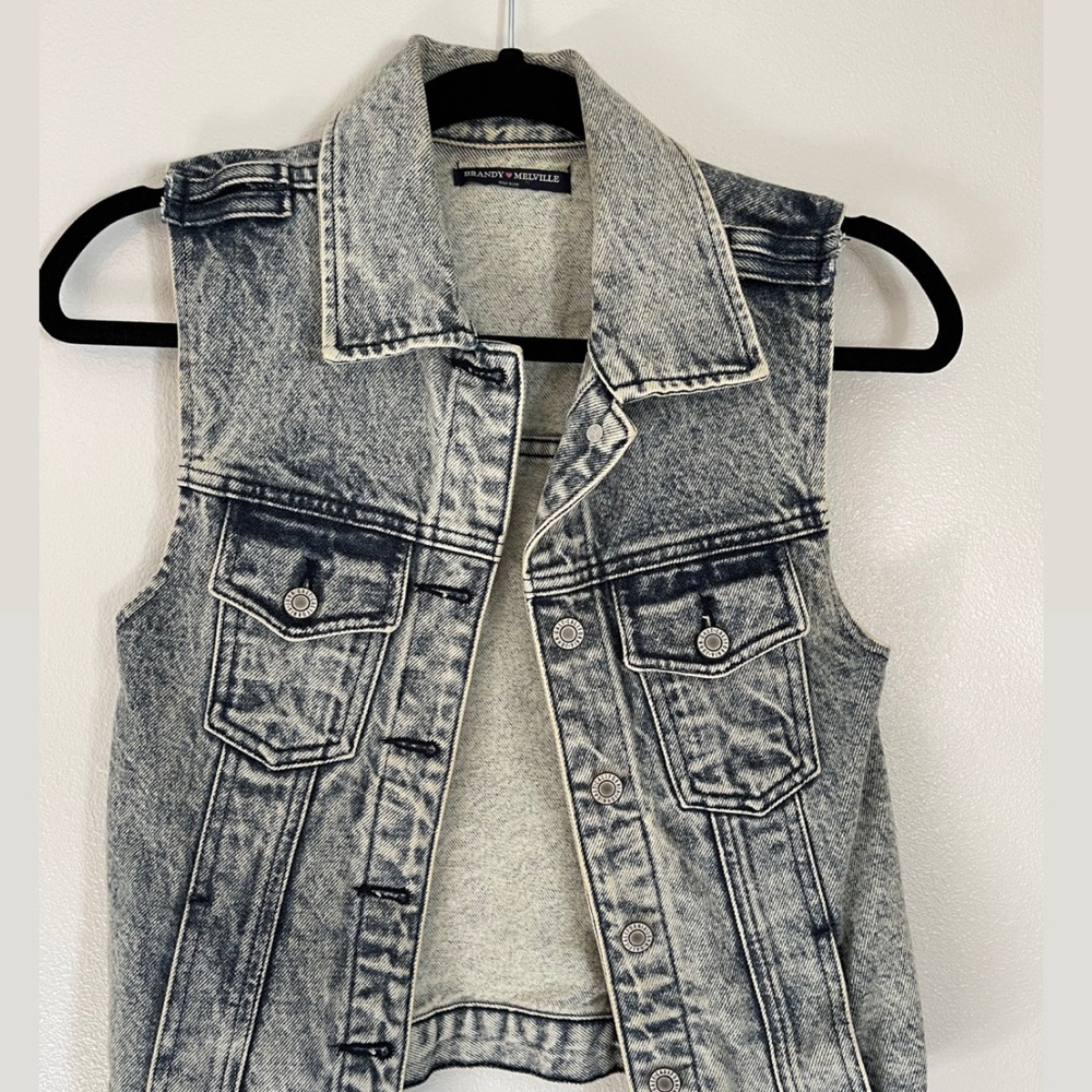 BRANDY MELVILLE DENIM VEST